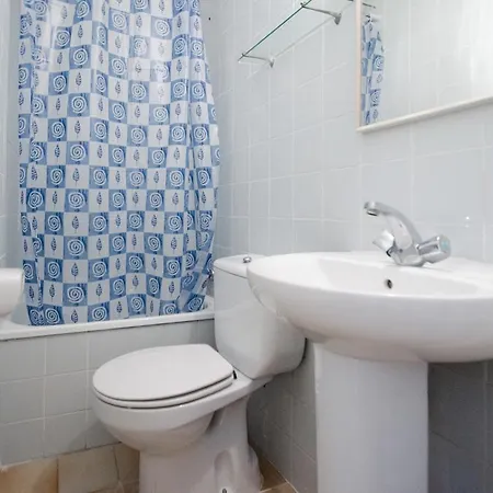 Lloret Gæstehus 2*