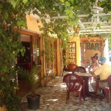 Lloret Guest house 2*